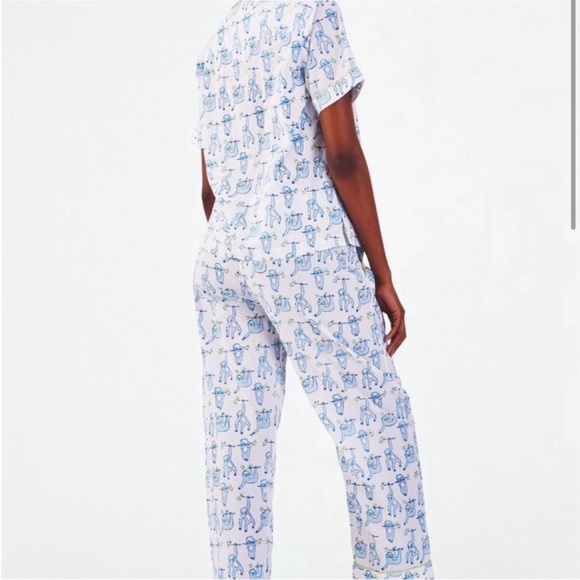 Roller Rabbit Sleepy Sloth Pajama Set - Picture 2 of 5
